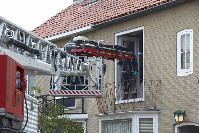 2010/233/GB 20100910 005 Leeuwenhoekstraat afhijsen.jpg